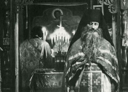 serafim rouz sluzba